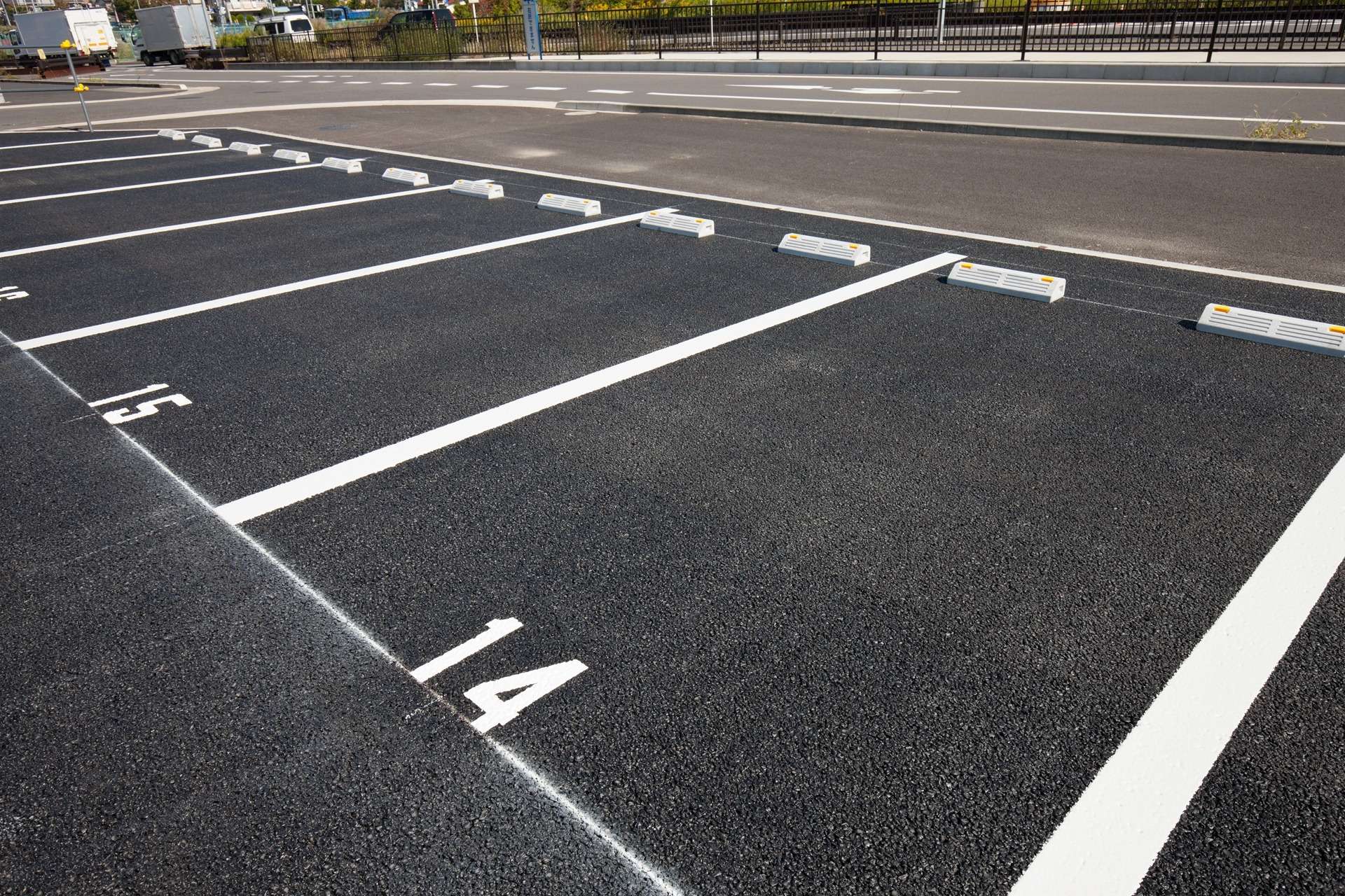 透水性舗装仕上材を利用したドライテック仕様の駐車場